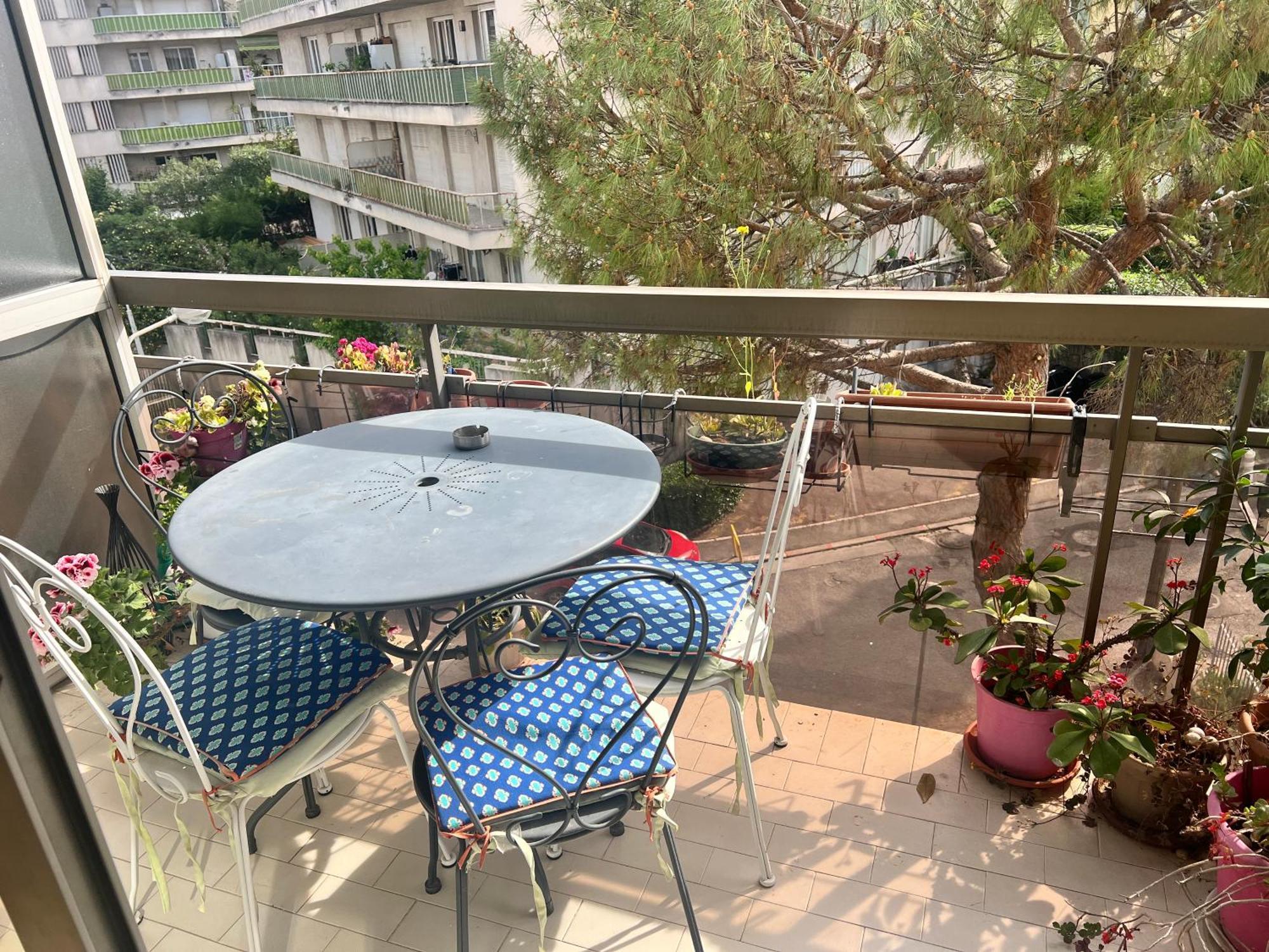 Apartamento Colline Avec Parking Prive